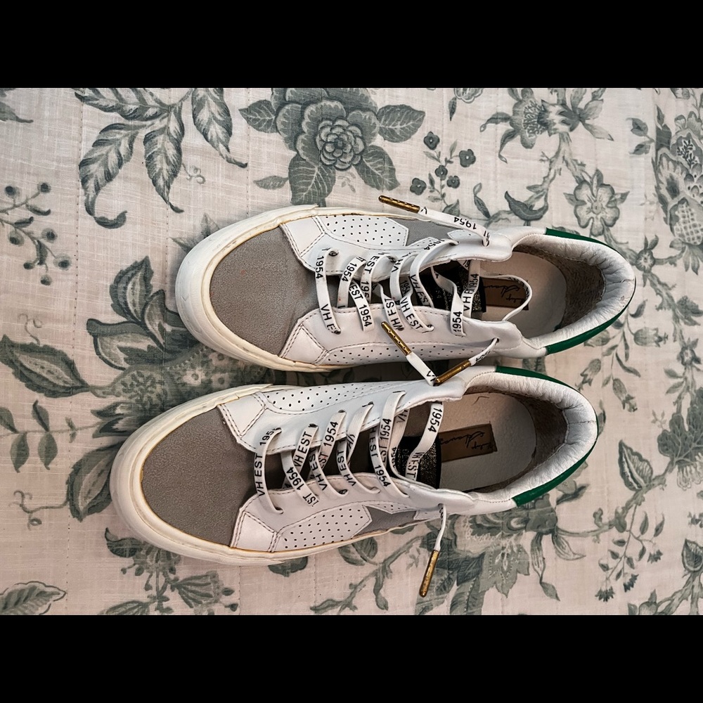 Vintage Havana size 10 sneakers